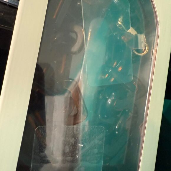 MacRae & Co Women's Brown and Gold Accessory - Picture 5 of 5